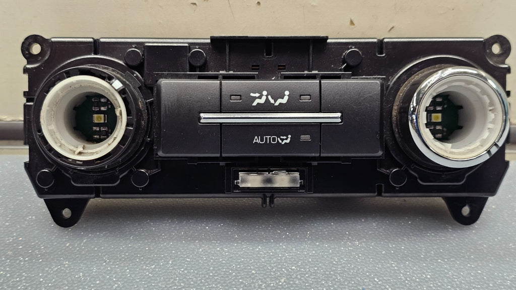 13-19 Lincoln MKT Dash AC Heater Temperature Climate Control Panel Conditioning