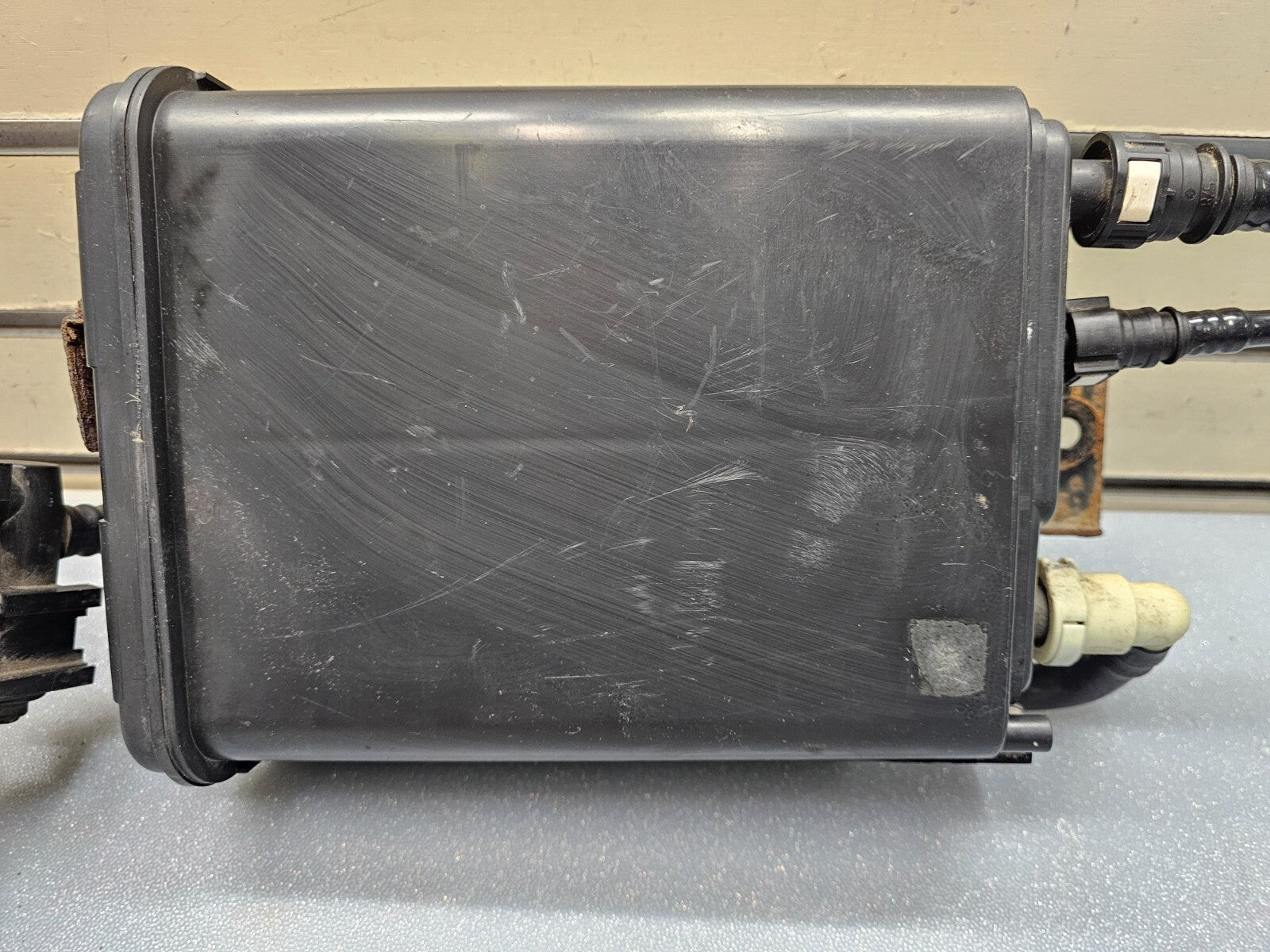 🔥04-12 GMC CANYON COLORADO FUEL VAPOR CHARCOAL EVAP EMMISION CANISTER ASSEMBLY