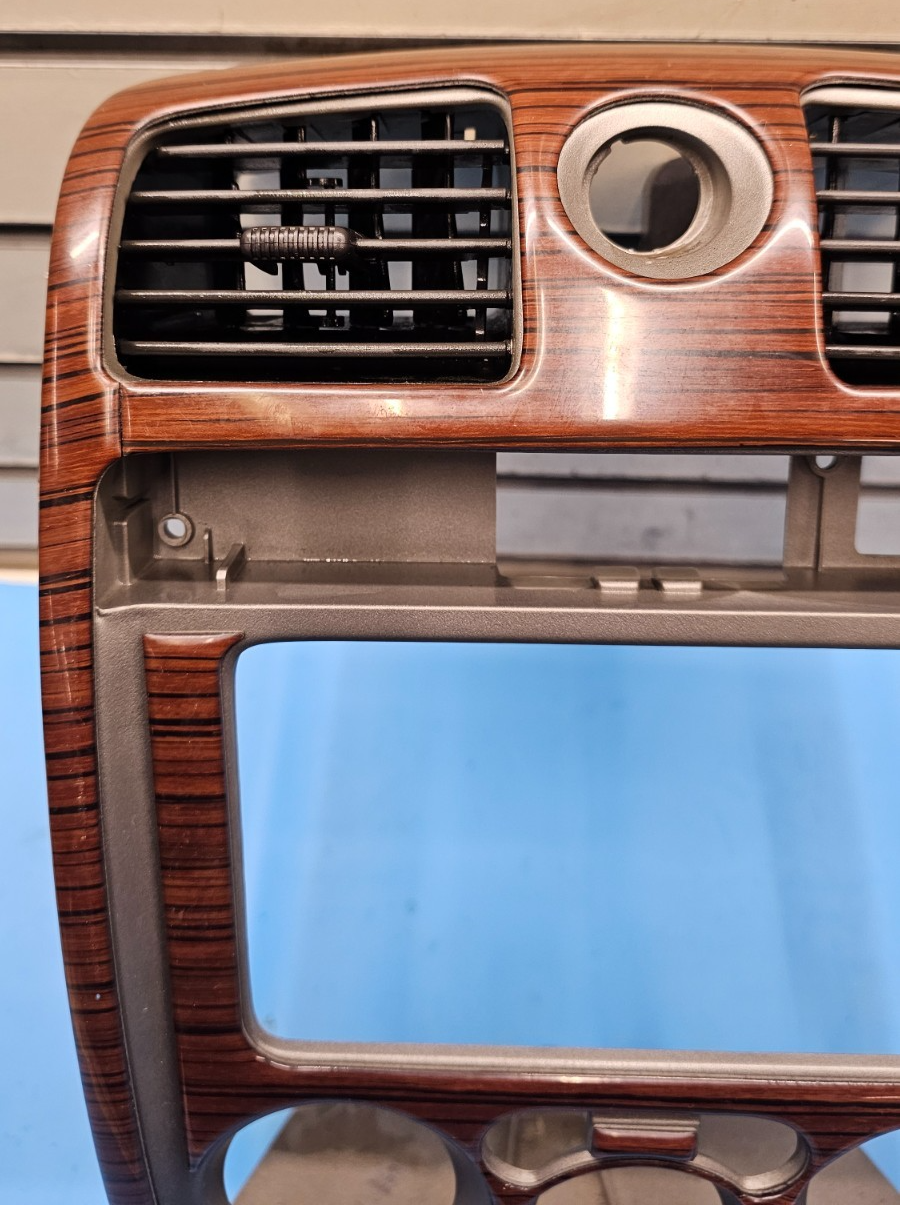 🔥04-12 COLORADO CANYON CENTER DASH FM RADIO STEREO DISPLAY BEZEL PANEL WOOD