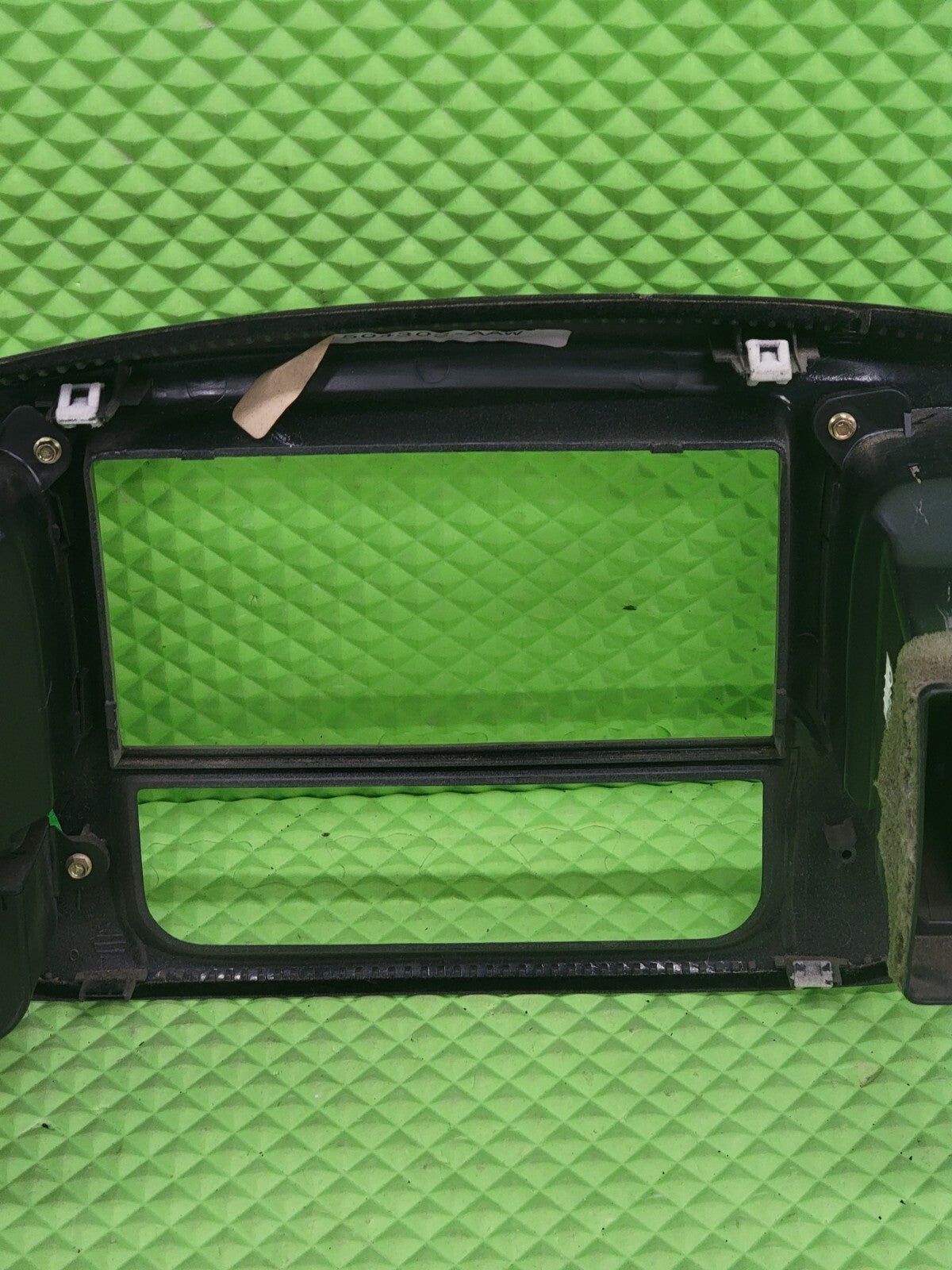 97-03 Ford F150 Center Dash Radio Climate BEZEL Trim Panel🔴AIRBG Line Lt Tan B1