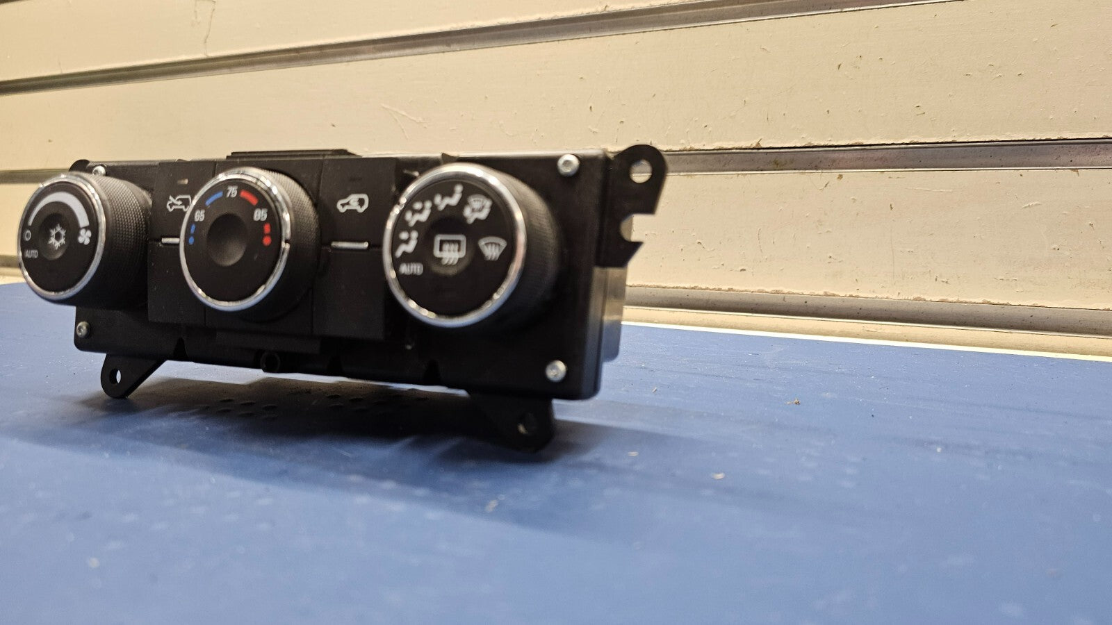 🔥08-10 Saturn Vue Dash HVAC AC Heater Temperature Climate Control Panel Black