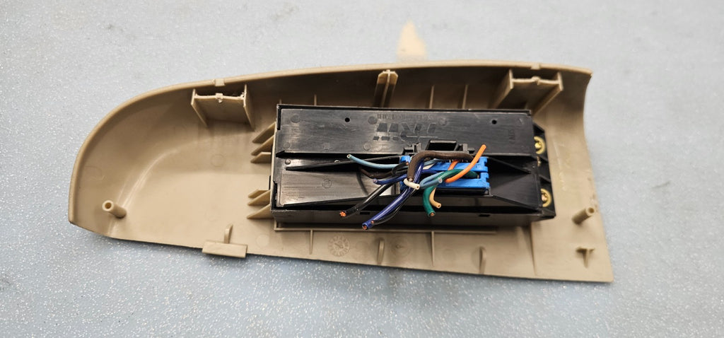 🔥99-02 Silverado SIERRA Front RIGHT Passenger Power Window Switch Lock TAN