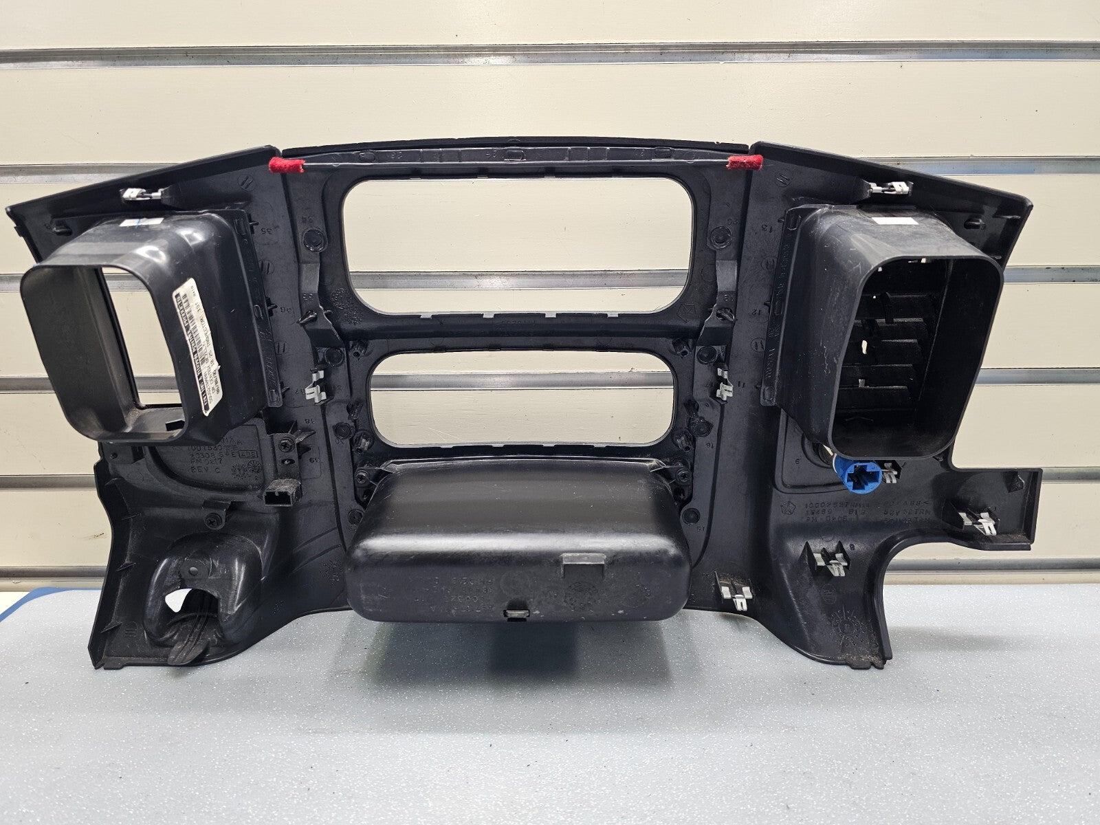 🔥02-05 Dodge RAM Dash RADIO SUUROUND Bezel Climate Trim Panel Storage Black B10