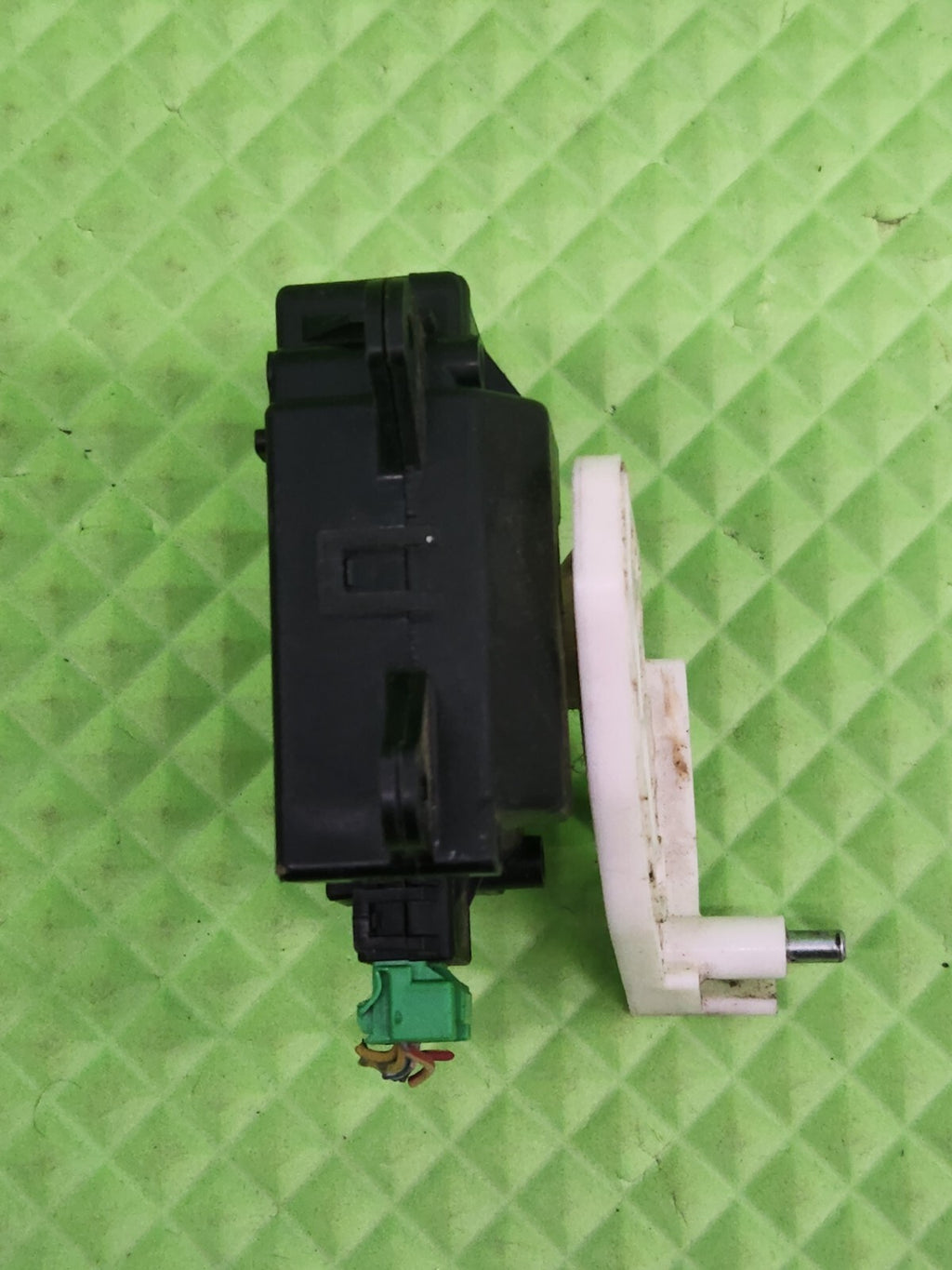 2005-2010 HONDA ODYSSEY A/C HEATER BLEND DOOR ACTUATOR OEM BLACK