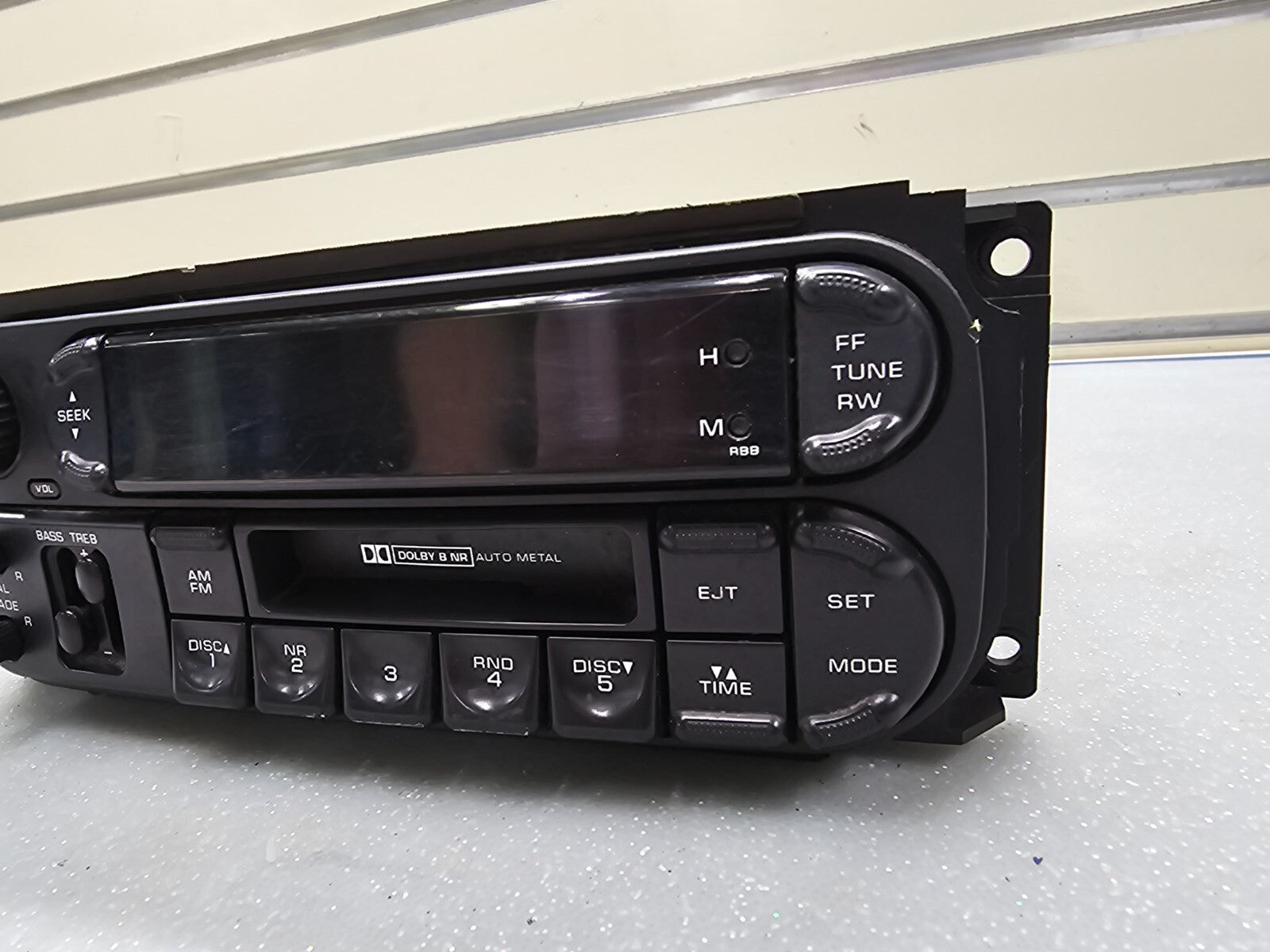 🔥02-07 Dodge Caravan Jeep Chrysler Raz Radio CD Player & Cassette Tape AM FM
