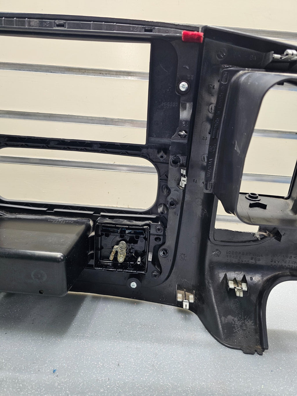 🔥02-05 Dodge RAM Dash RADIO SUUROUND Bezel Climate Trim Panel Storage Black B10