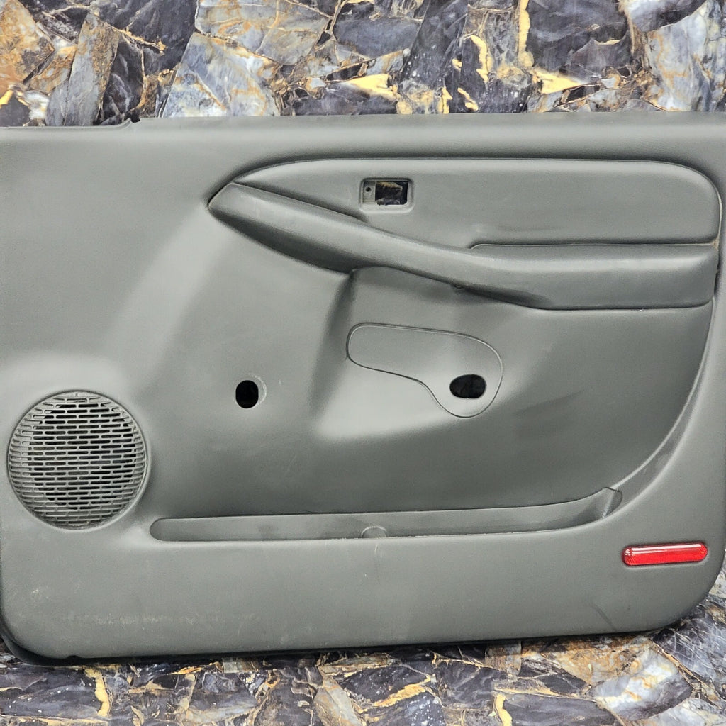 🔥99-06 Silverado SIERRA Door TRIM Panel Front RIGHT Passenger DK GRAY manual D3