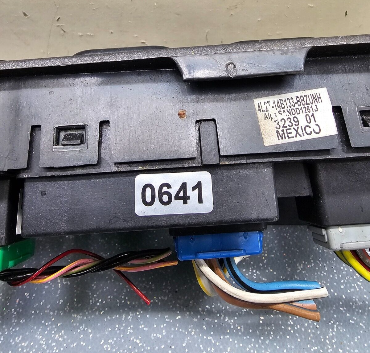 🔥02-05 Explorer Front Left Driver Master Power Door Window Control Switch Black