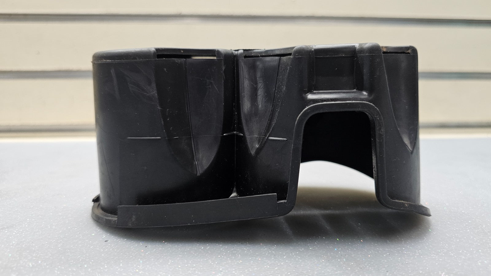 🔥05-07 Jeep Liberty Center Console Cup Drink Holder Rubber Insert OEM Black