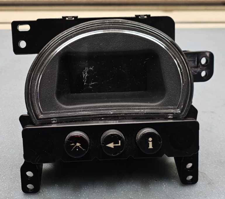 🔥04-08 PONTIAC GRAND PRIX 5 Button Info Display Screen Center Dash Bezel Switch