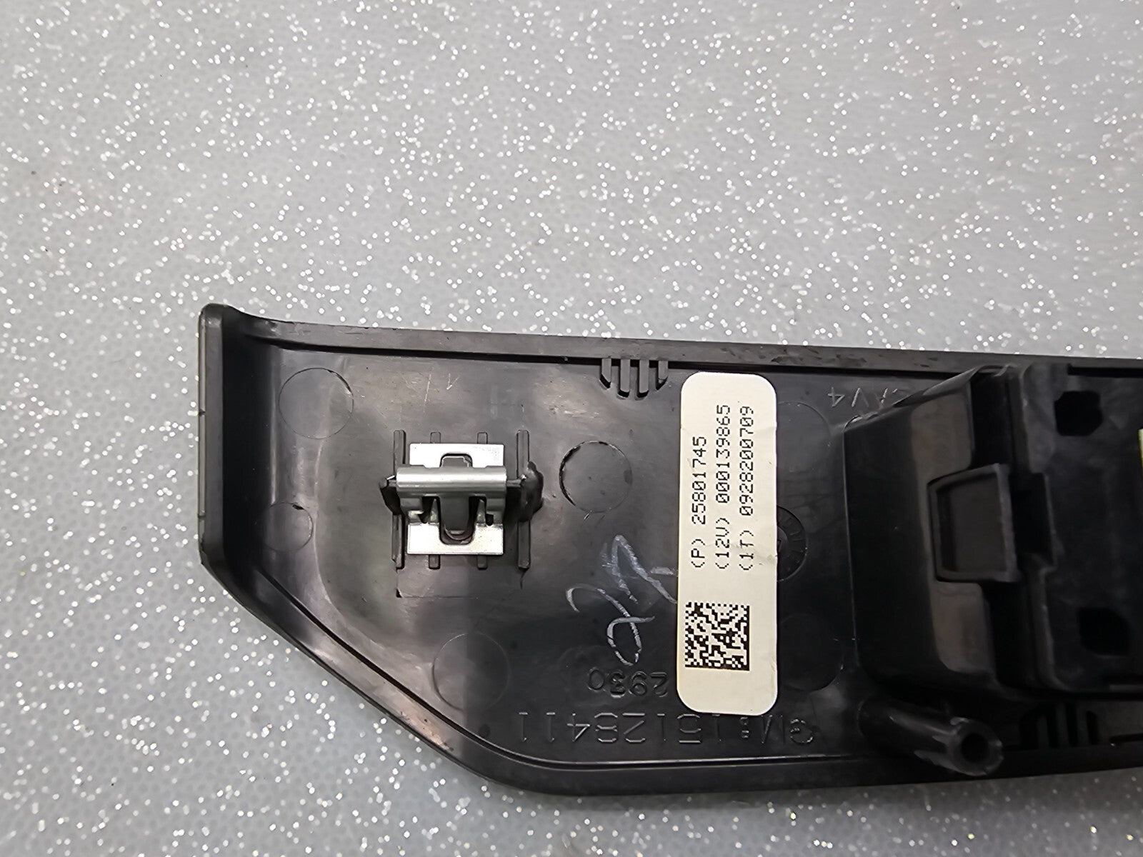 🔥07-13 Suburban Yukon Rear Left Driver Master Window Switch Assembly SILVER WS5