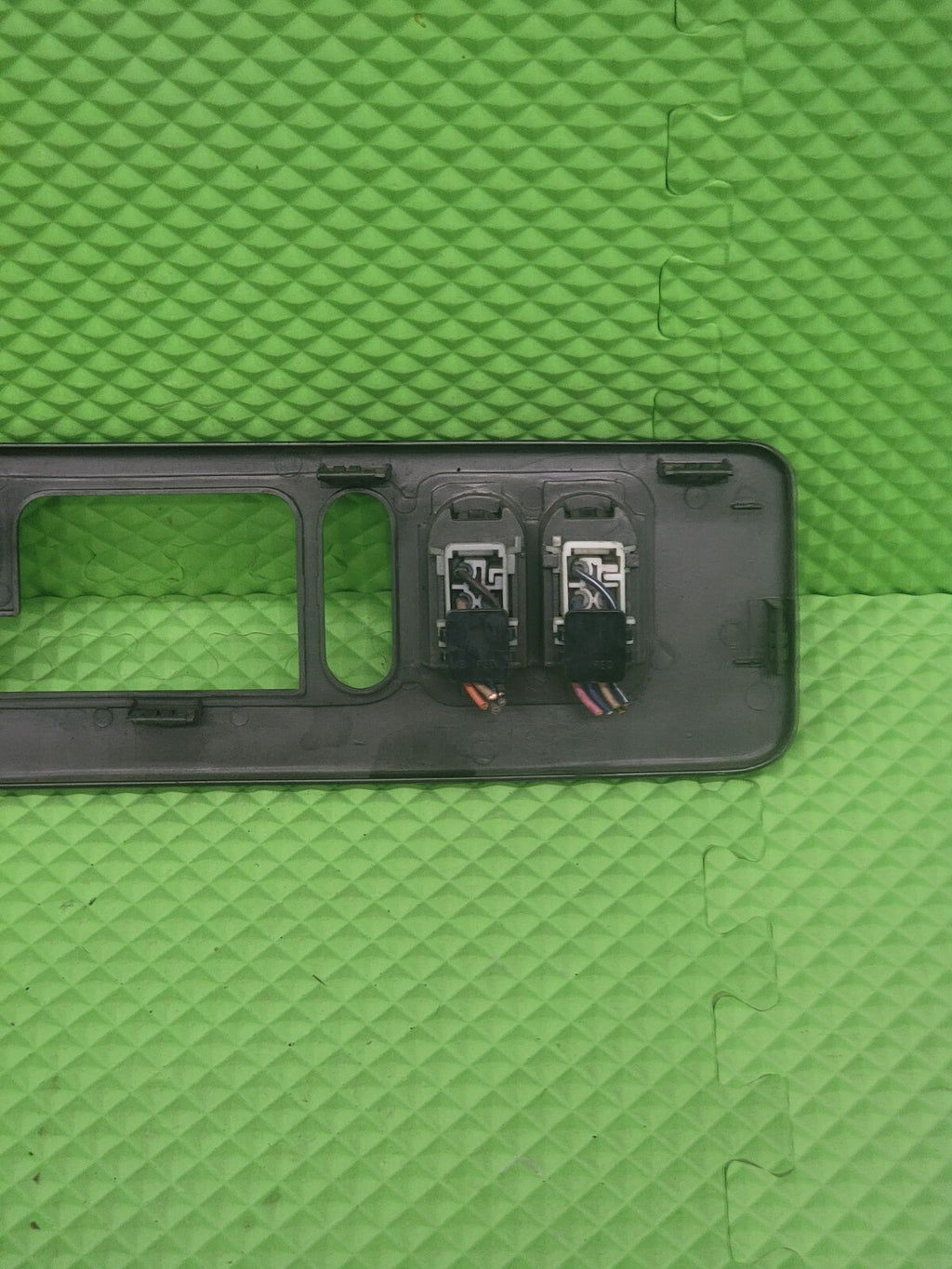 1988-1994 Chevy GMC C/K1500 Silverado Sierra Truck RH Interior Switch Gray SW44