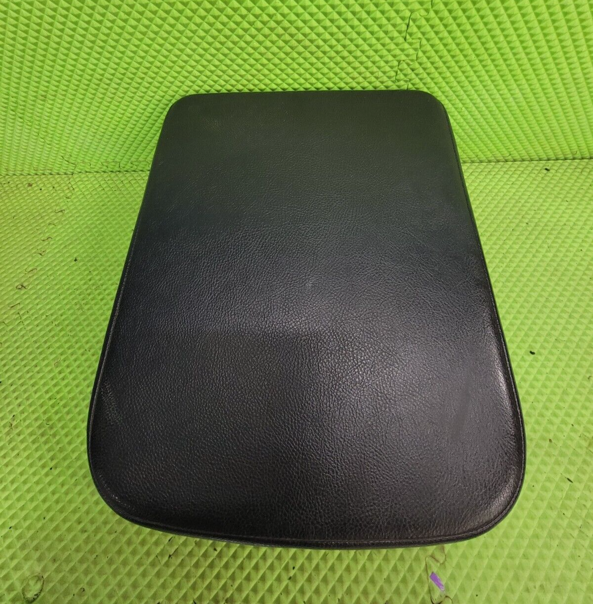 🔥2002-2008 Dodge Ram 1500 Jump Seat Console Arm Rest Storage OEM Black JS7