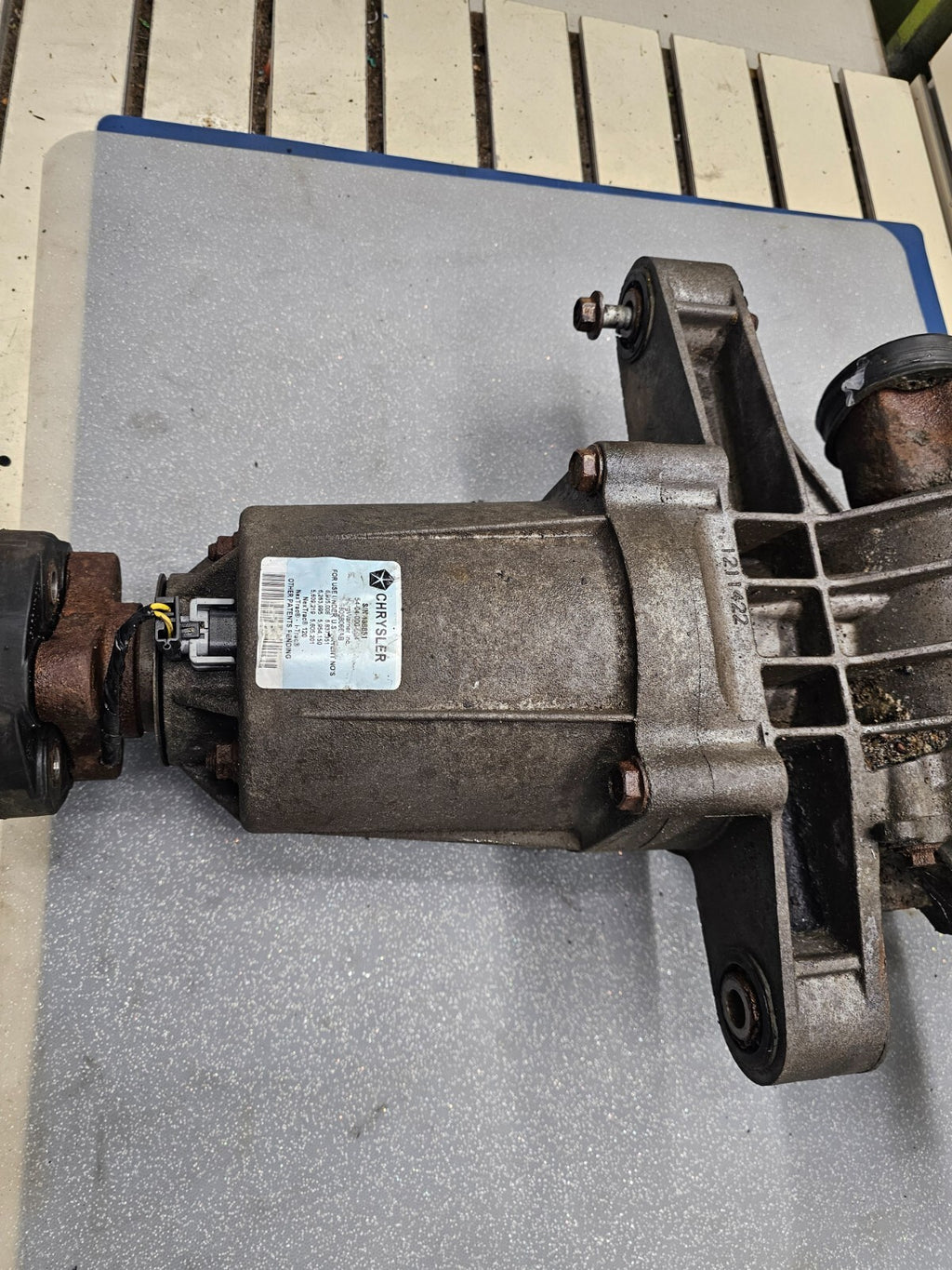 🔥09-19 JOURNEY/08 AVENGER/ 08 SEBRING AWD Rear Axle Differential Carrier OEM