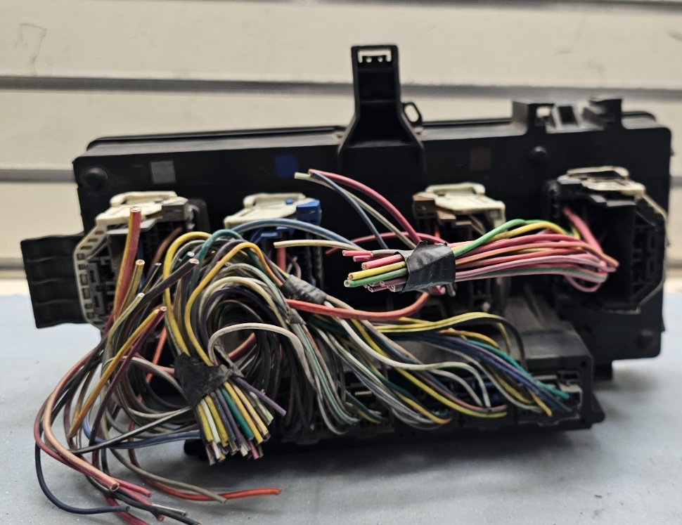 🔥07-08 DODGE RAM FUSE BOX RELAY TIPM TOTALLY INTEGRATED POWER MODULE BLOCK 