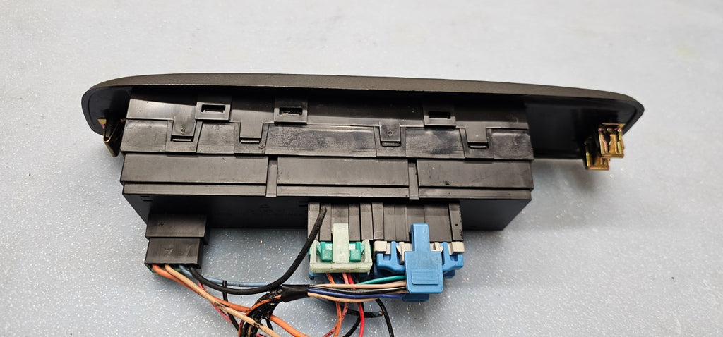 🔥02-05 BUICK RAINER ENVOY RIGHT PASSENGER SIDE WINDOW SWITCH BLACK