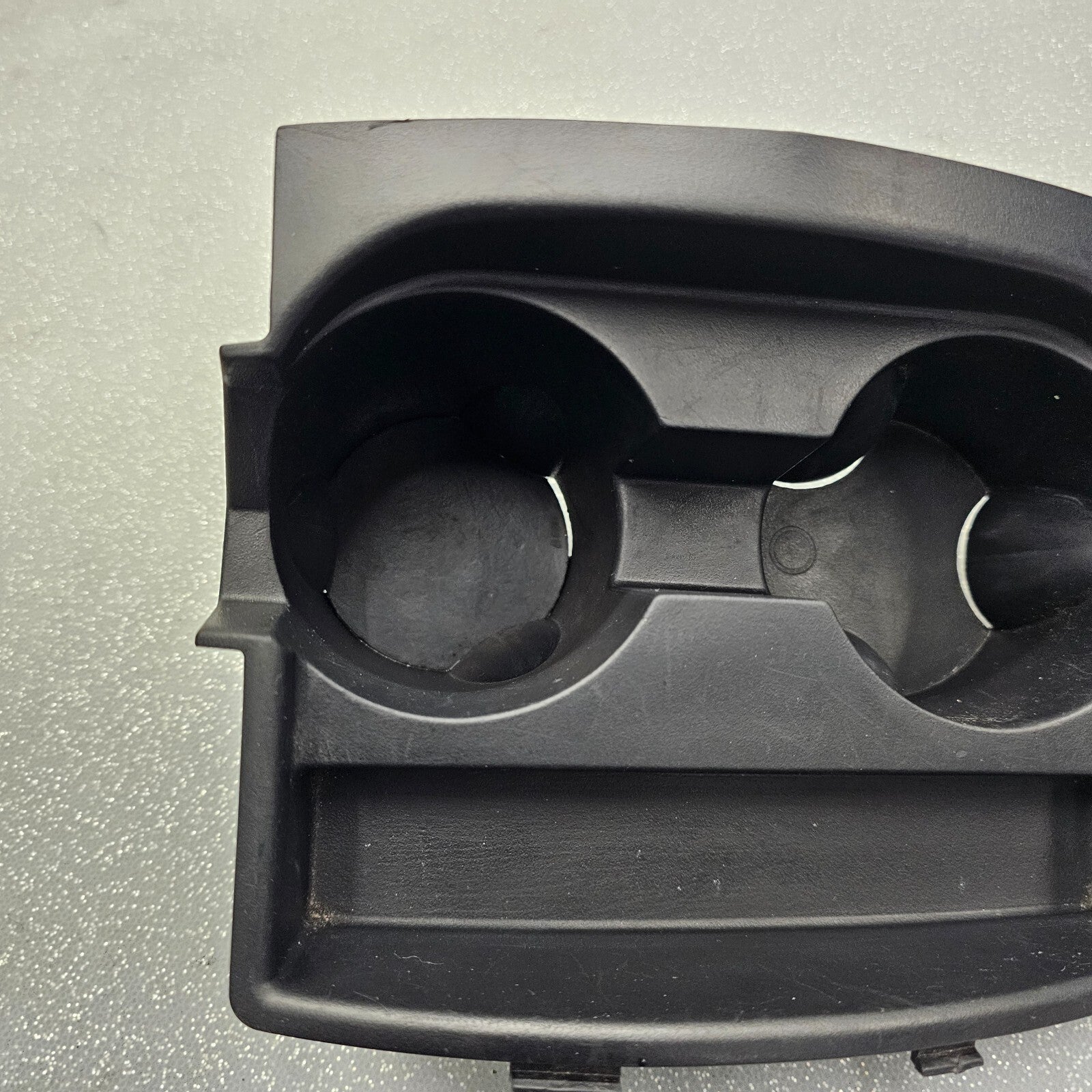 05-07Jeep GrandCherokee Commander Center Console Rubber Cup holder Insert OEM/JC