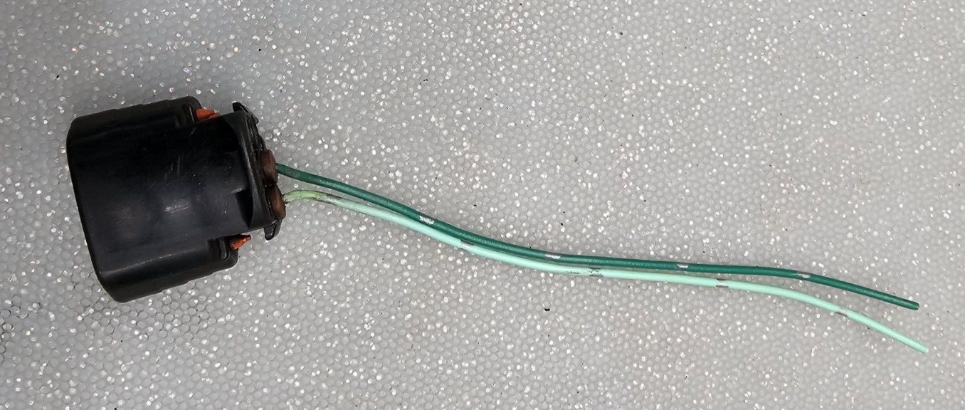 🔥2007-2010  Nissan Versa Sentra connector alternator