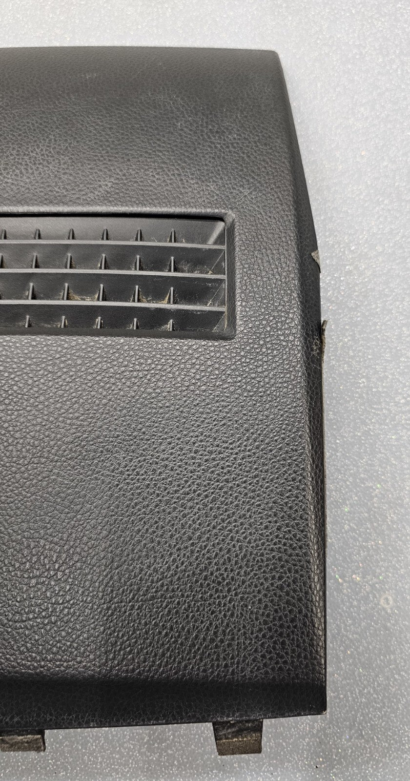 🔥2007-2012 Nissan VERSA Center Dash AIR VENT Bezel Trim UPPER Panel BLACK VT20