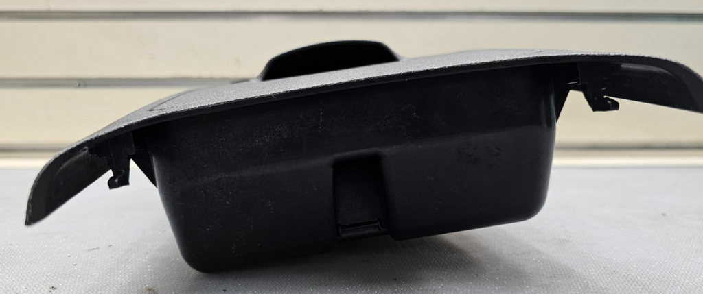 🔥08-12 Chevy Malibu Rear Console Back Seat Cup Drink Holder Black