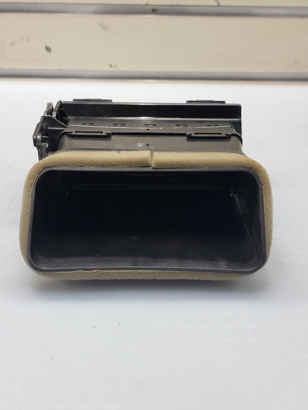 🔥06-09 Ford Fusion Mercury Milan Air Vent Center Dash Storage Comp Right Side