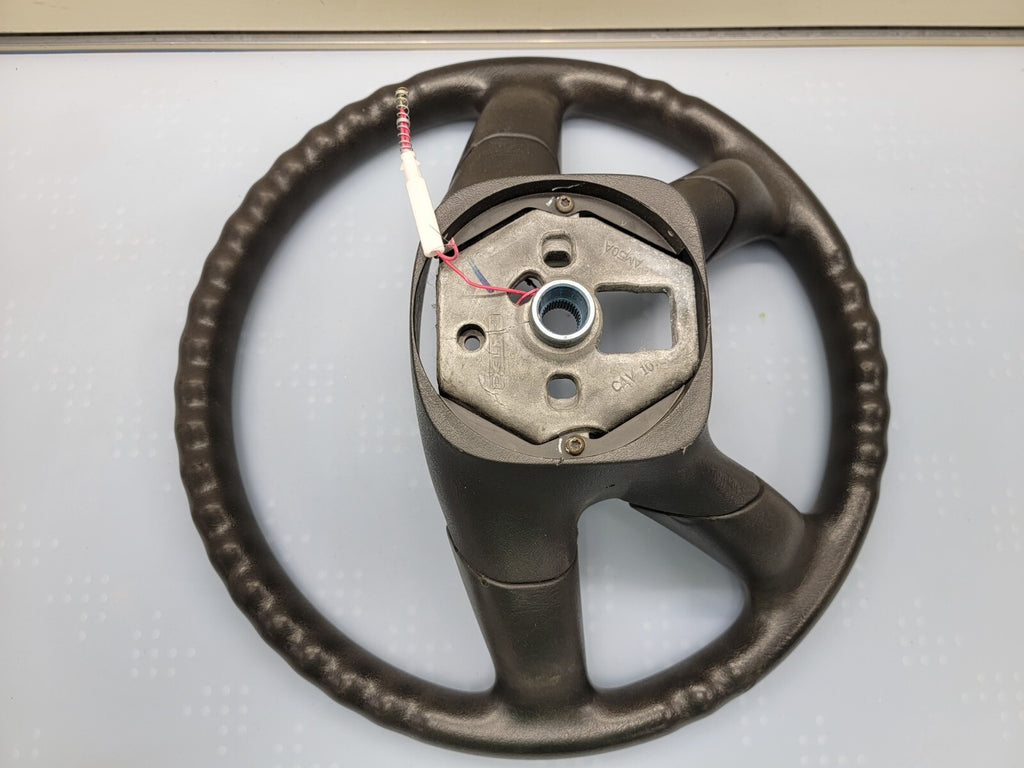 🔥03-06 SILVERADO SIERRA YUKON TAHOE SUBURBAN STEERING WHEEL LEATHER BLACK