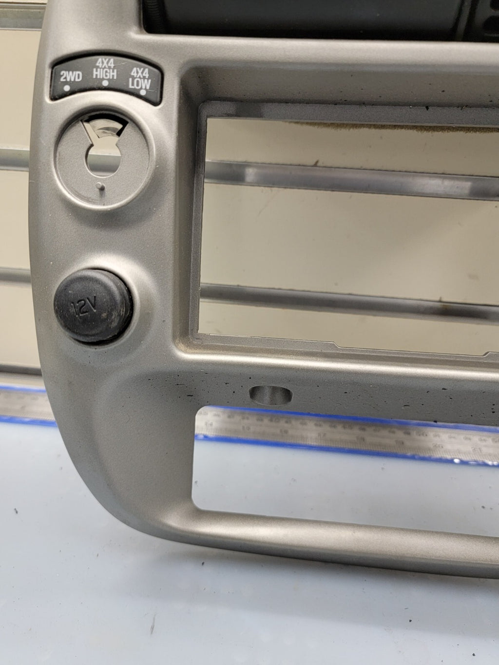 🔥95-10 Ranger EXPLORER Radio Center Dash Trim Bezel 4x4 Fog Air Vent SILVER B2
