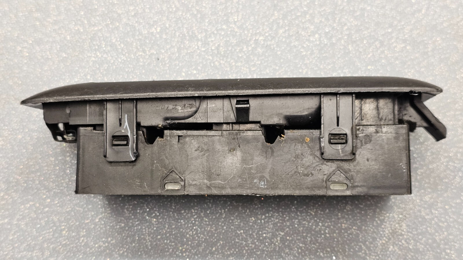11-15 NISSAN ROGUE FRONT LEFT DRIVER MASTER POWER WINDOW SWITCH ASSEMBLY BLACK