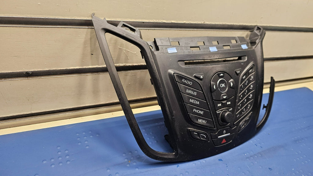 13-16 Ford Escape  Audio  Radio CD  Player  Control Panel