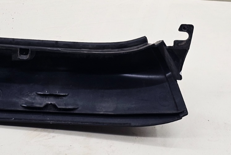 🔥03-20 Chevrolet Express GMC Savana 3rd Brake Light Trim Spoiler Black  OEM