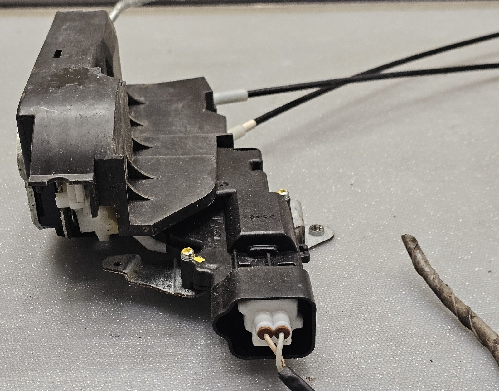 🔥04-12 Chevy Colorado GMC Canyon Right Front Door Lock Actuator Assembly OEM