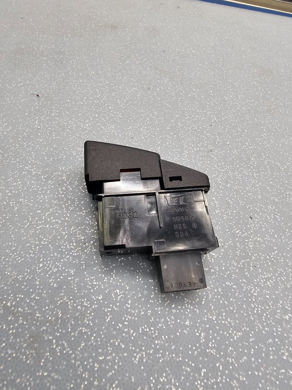 🔥03-07 Honda Accord Warning Hazard Light Switch Control Power black SW47