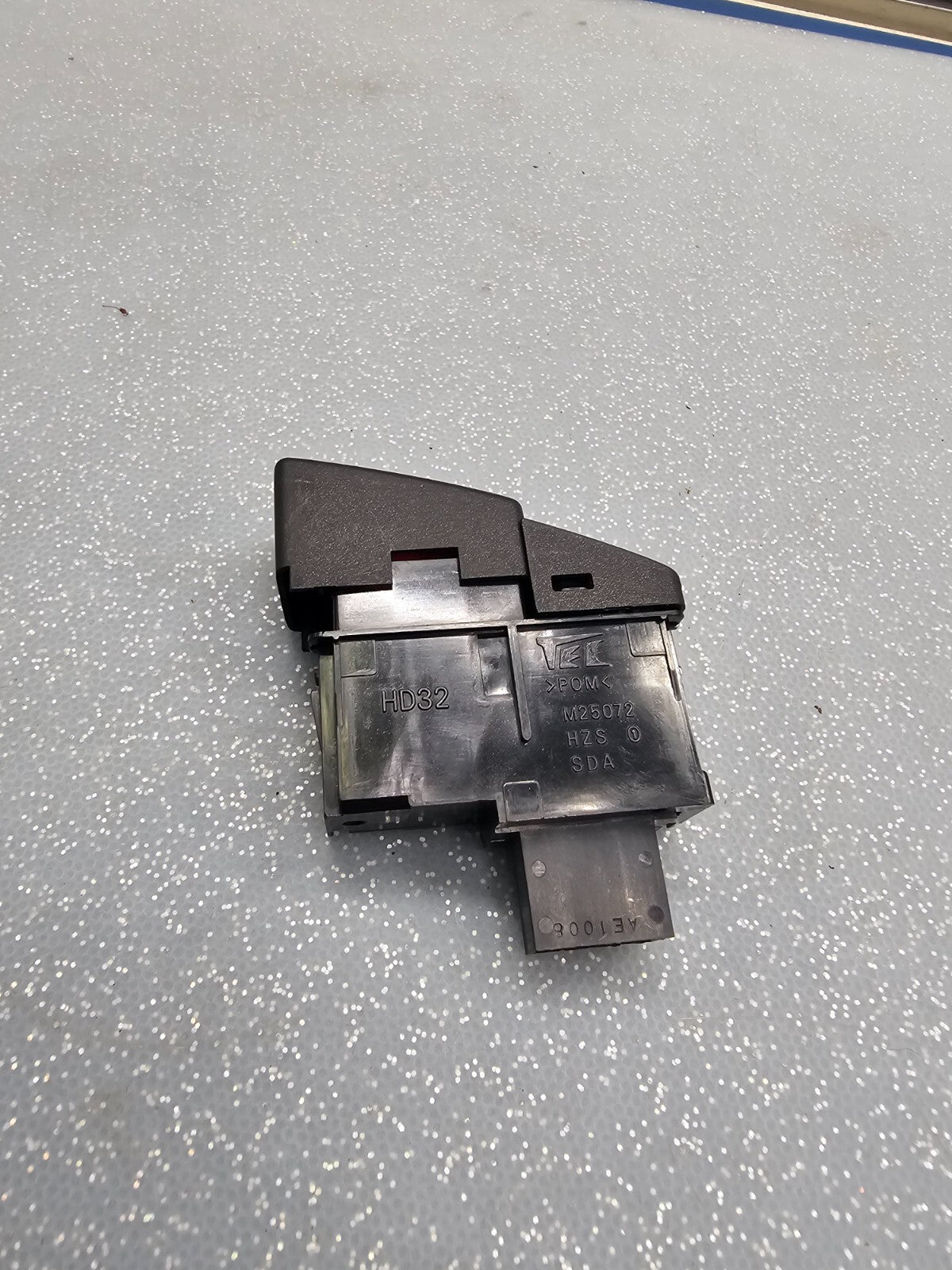 🔥03-07 Honda Accord Warning Hazard Light Switch Control Power black SW47