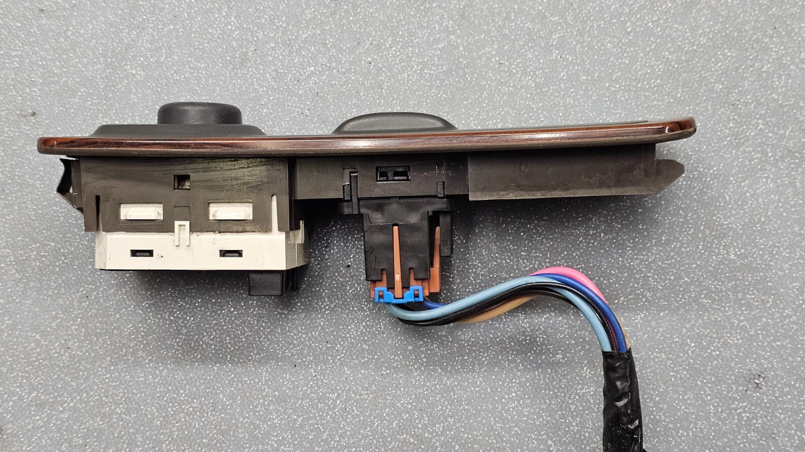 🔥97-99 CADILLAC DEVILLE FRONT RIGHT PASSENGER DOOR WINDOW SWITCH BLACK/WOOD