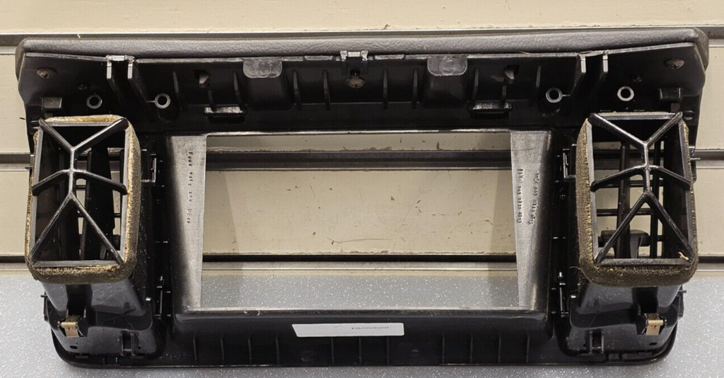 03-07 Murano Dash AM FM Radio Stereo Outlet Display Audio Bezel Trim Panel Black