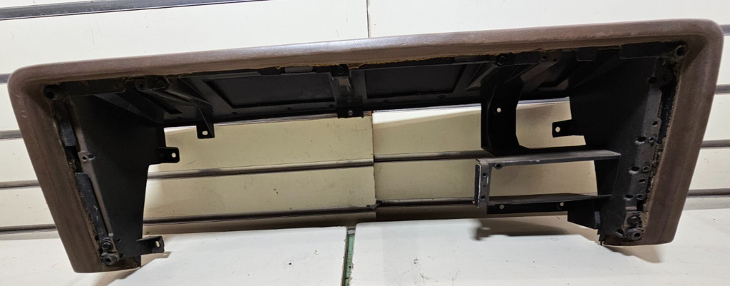 88-94 CHEVY GMC CK SUBURBAN BLAZER Instrument Cluster Gauge Dash Bezel DK TAN C2