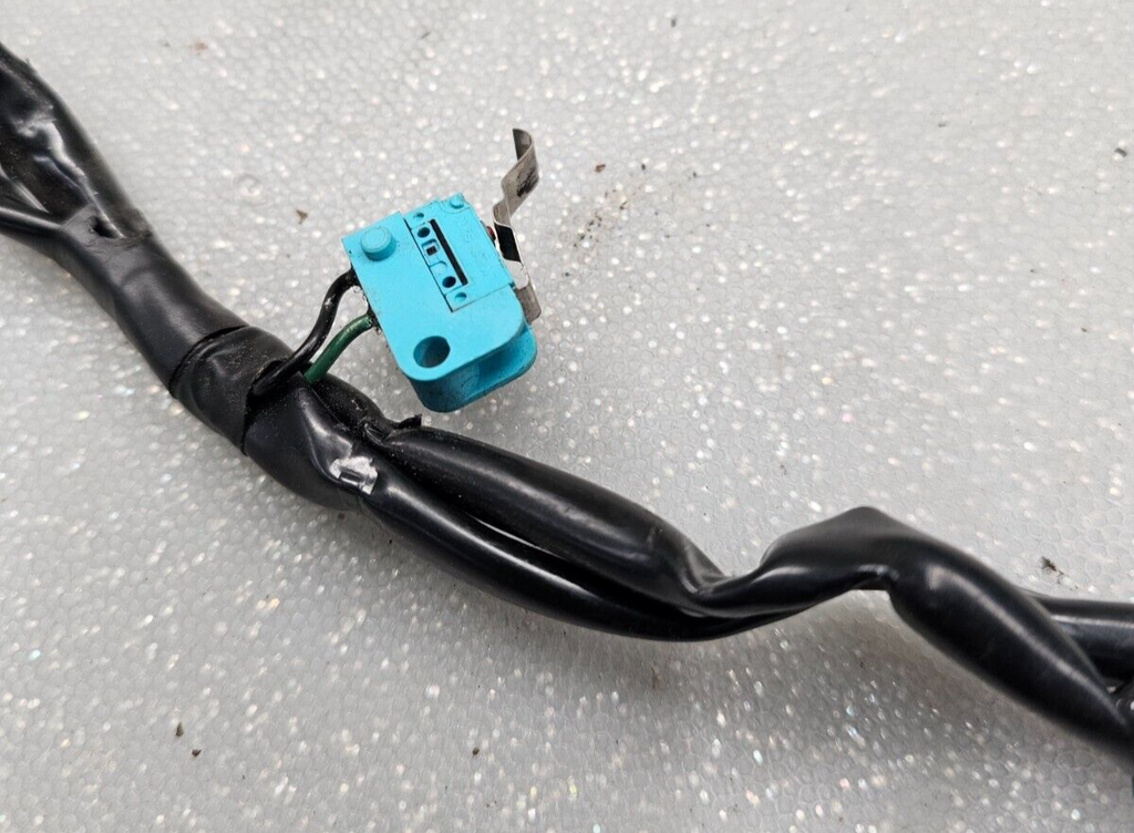 🔥2005-2010 Honda Odyssey Power Sliding Door Assembly Micro switch