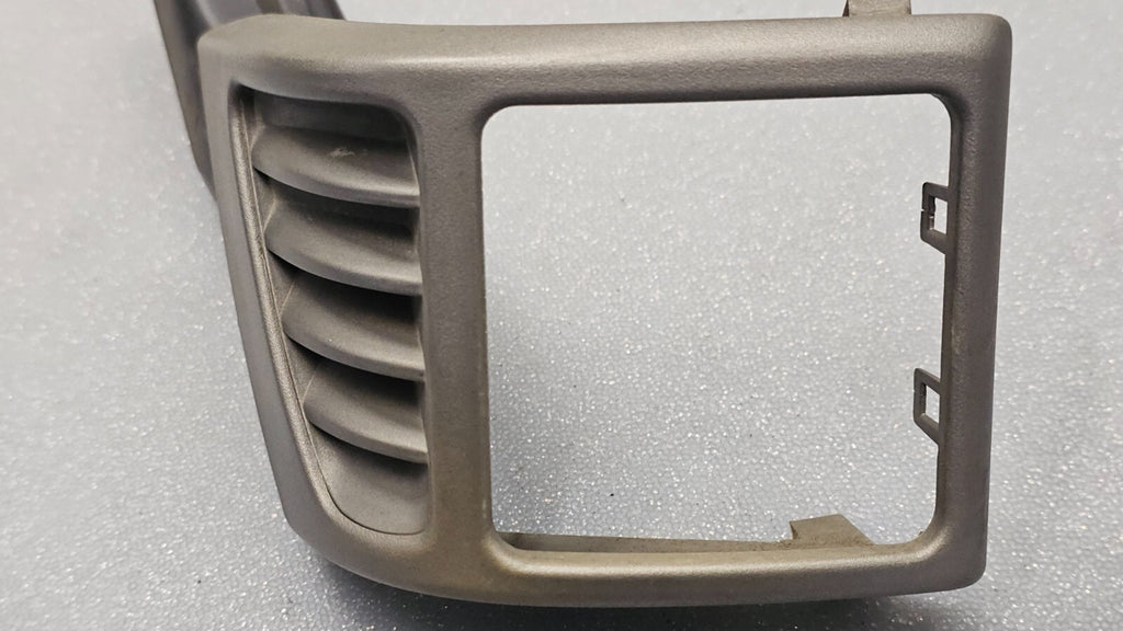 🔥04-12 Colorado Canyon Dash Left Driver Outer Air Vent Heater Conditioning Tan