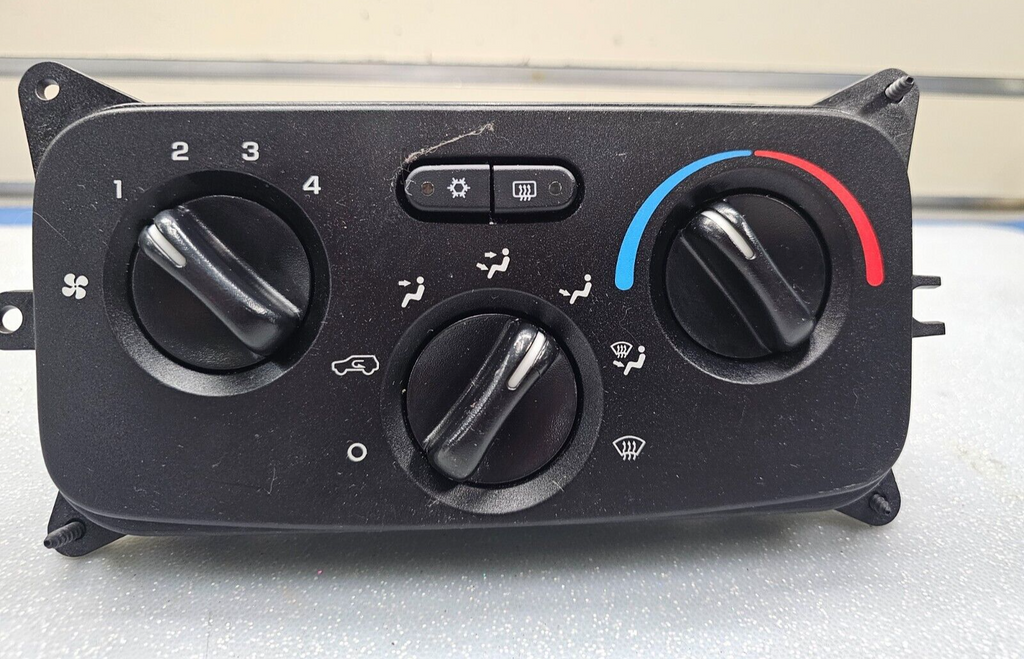 🔥04-07 Jeep Liberty DASH AC Heater Temperature CLIMATE CONTROL UNIT Conditioner