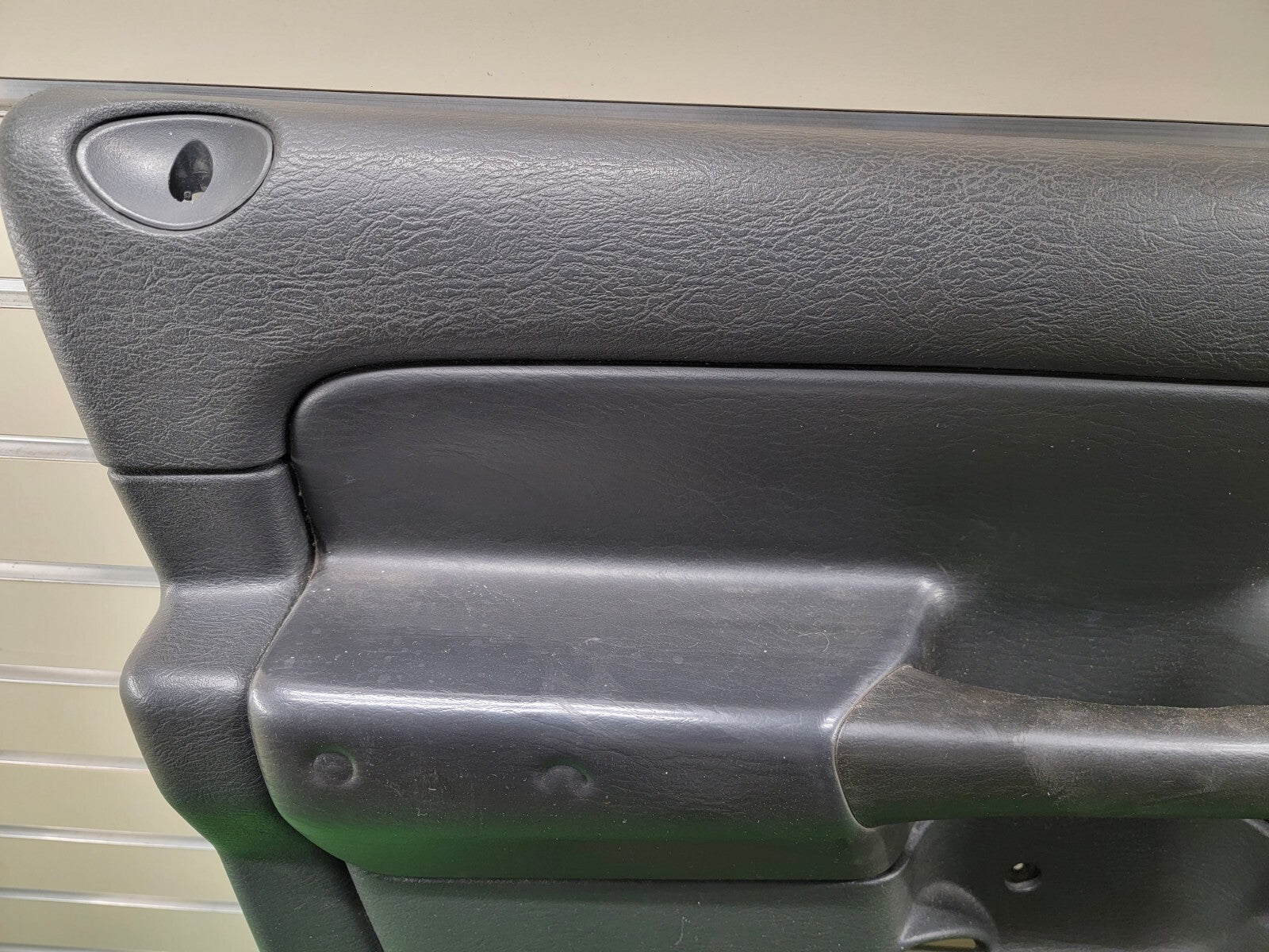 🔥02-05 Dodge RAM Interior Door Panel Front LEFT DRIVER SIDE BLACK Auto D11