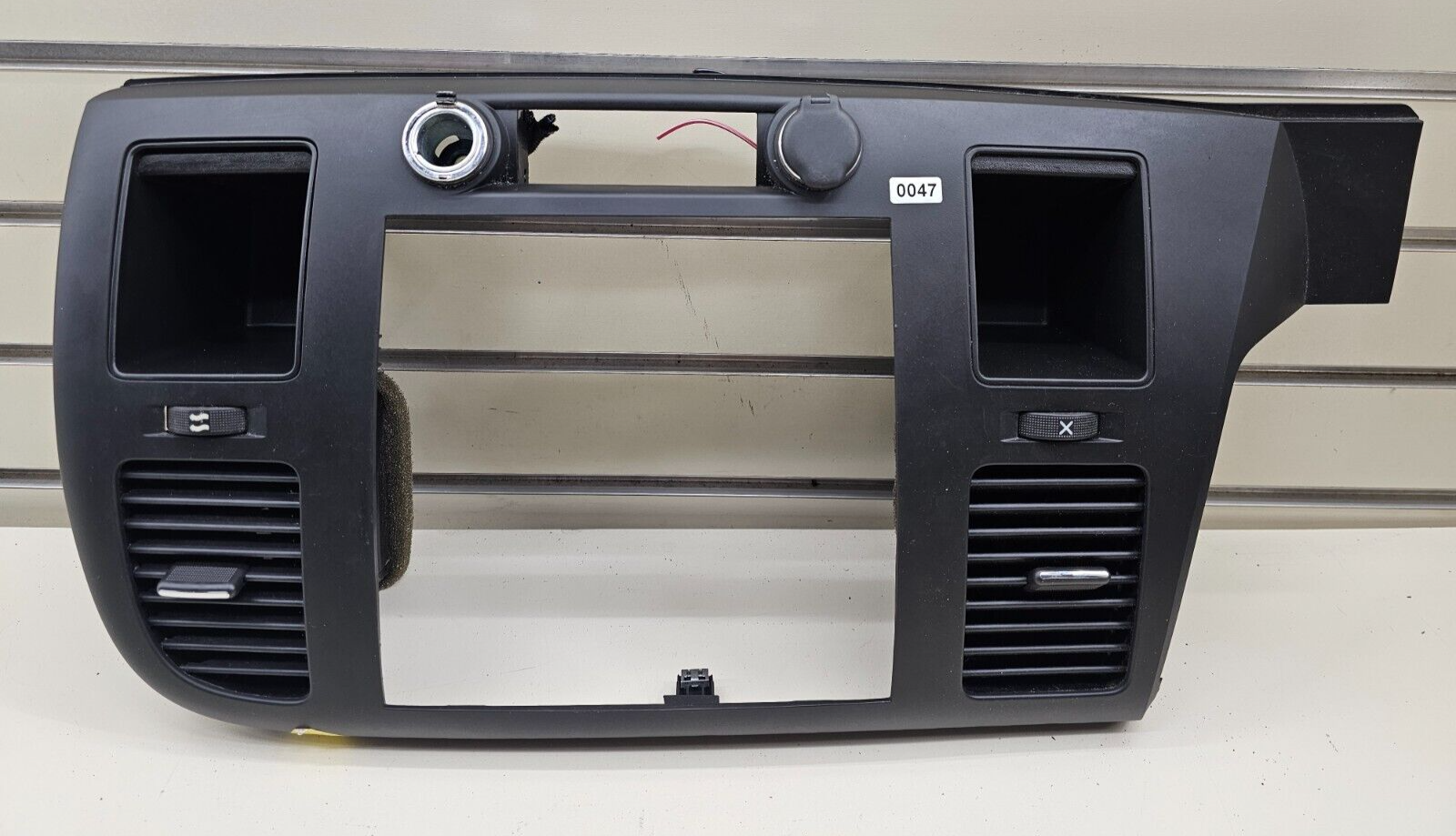 🔥07-14 Silverado SIERRA Center Dash Radio Bezel AC Climate Trim Panel Black B6