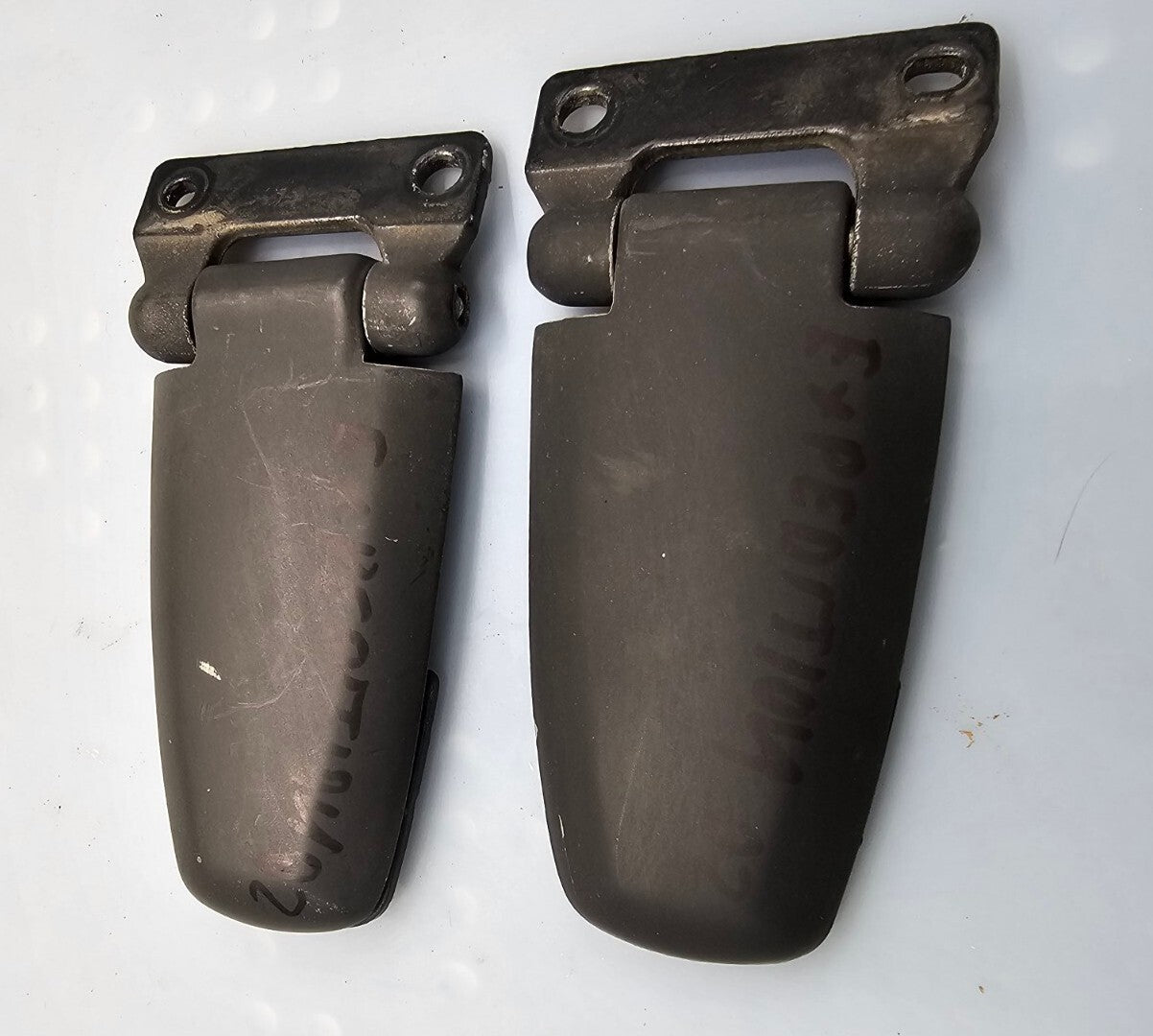 🔥1997-2002 FORD EXPEDITION GLASS HINGE REAR (LEFT AND RIGHT) pair set
