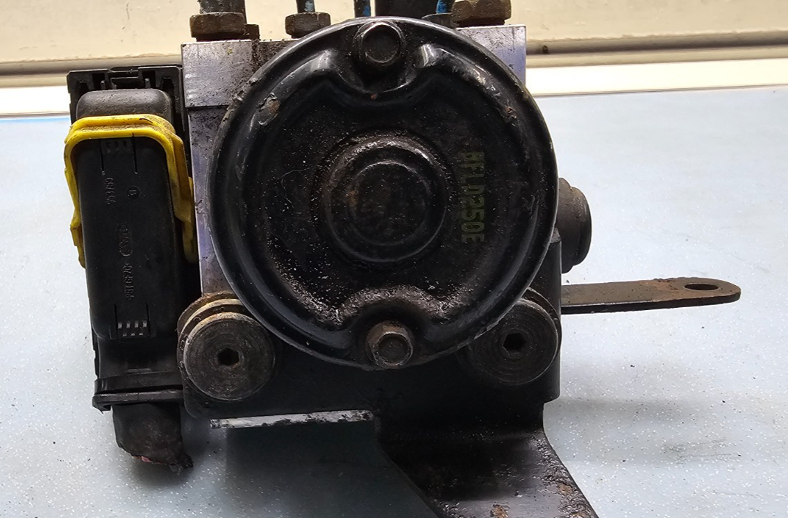 🔥04-09 Hyundai Tucson 05-10 kia Sportage ABS AWD Brake Pump Module Motor Assy