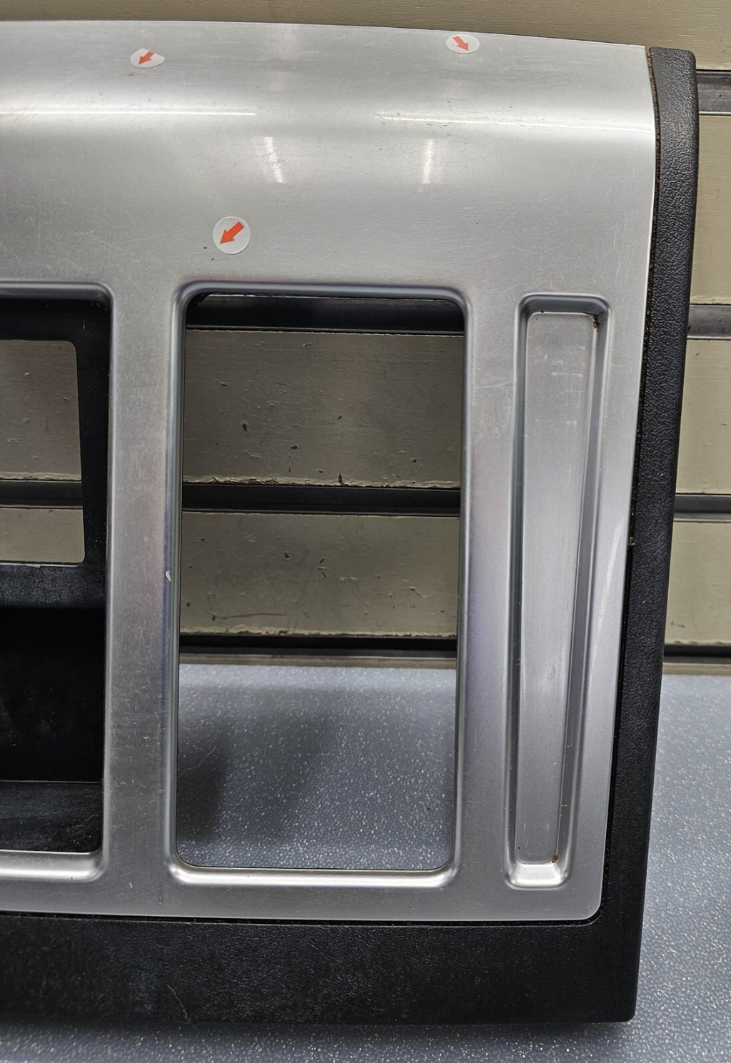 07-11 Dodge Nitro Auto Transmission Center Console Shifter Bezel Trim 1GA421DVAA