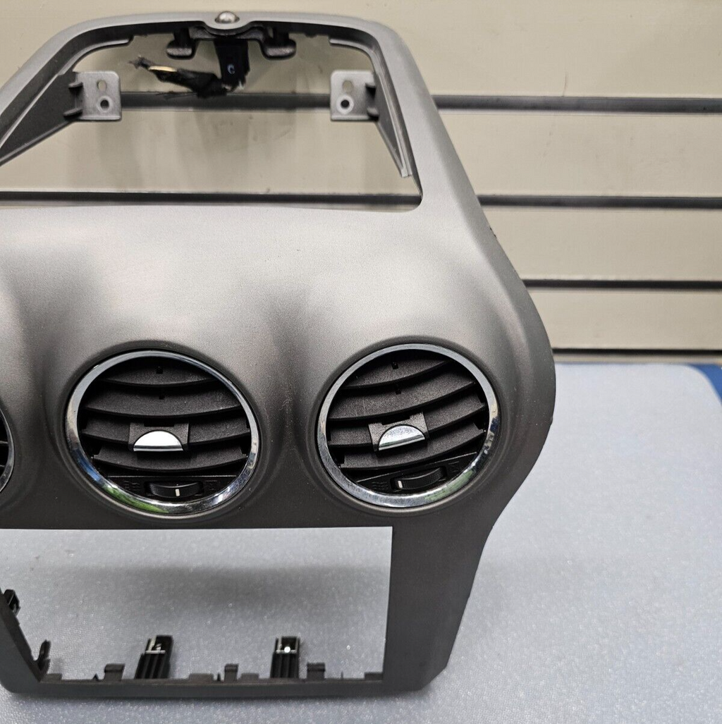 🔥08-10 Saturn Vue Center Dash Radio Stereo Display Bezel Trim Panel DK Gray B31