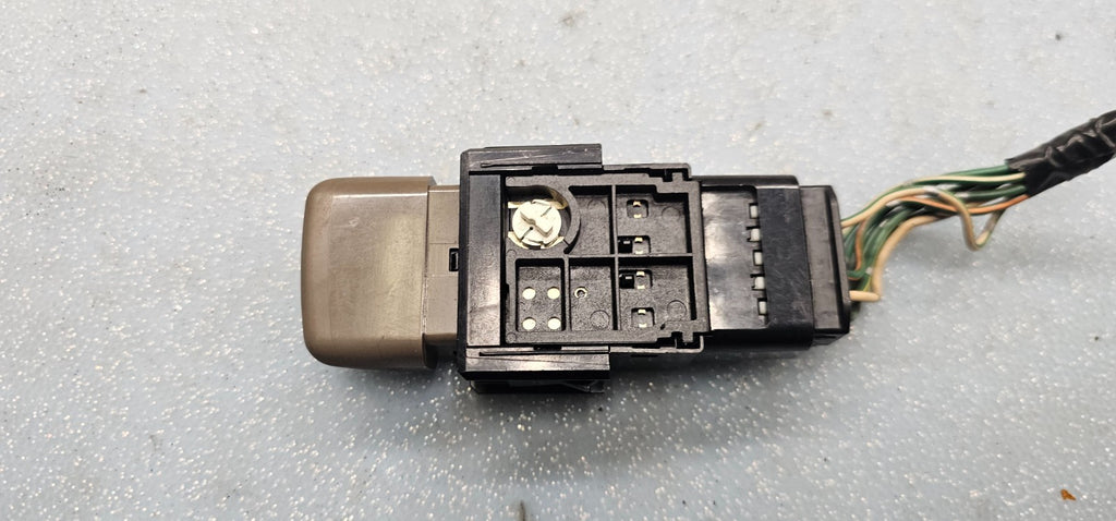 98-02 COROLLA 05-10 AVALON HAZARD EMERGENCY LIGHT SWITCH DRIVER ASSEMBLY DK TAN