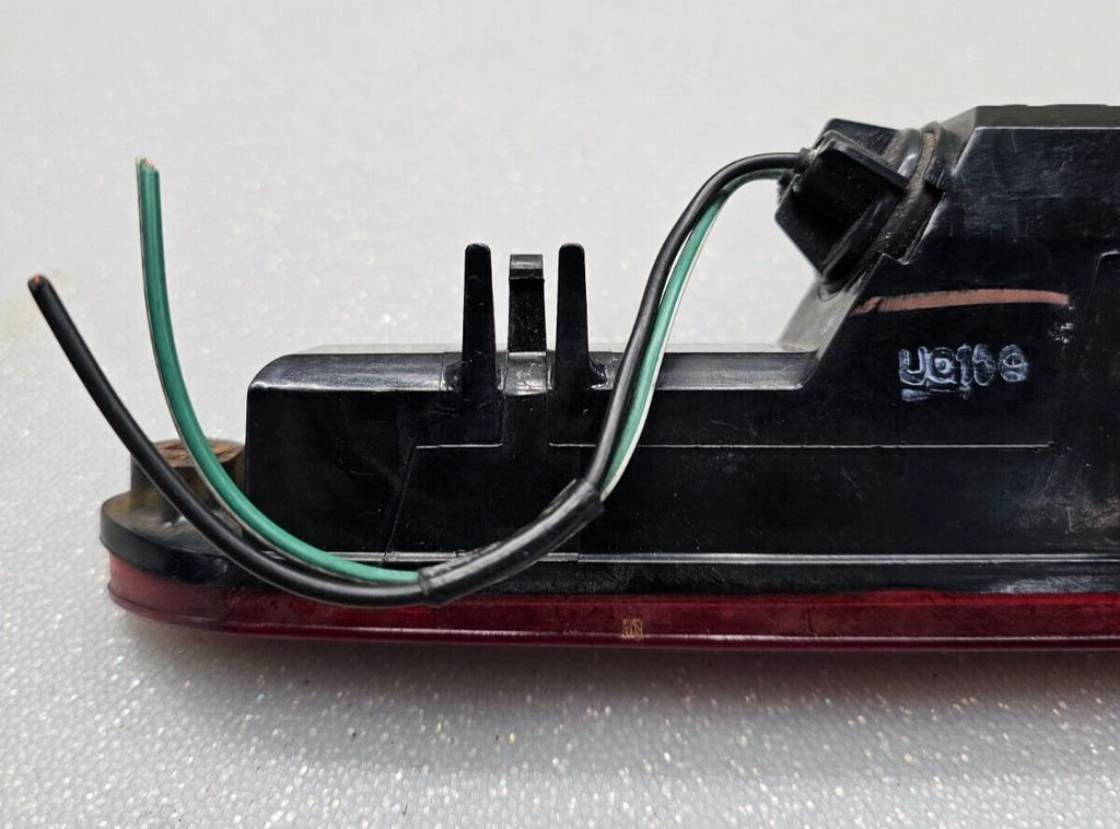 🔥2005-2007 Honda Odyssey Spoiler Third Brake Light Tail Light Assembly OEM