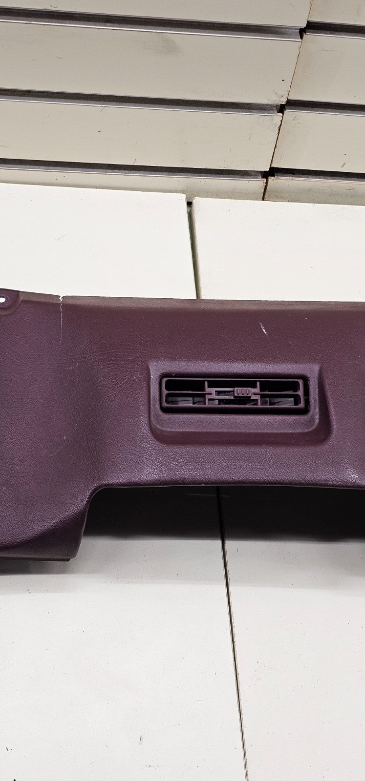 🔥95-99 Chevrolet GM Silverado Lower Bolster Dash Trim Panel Vent RED OEM