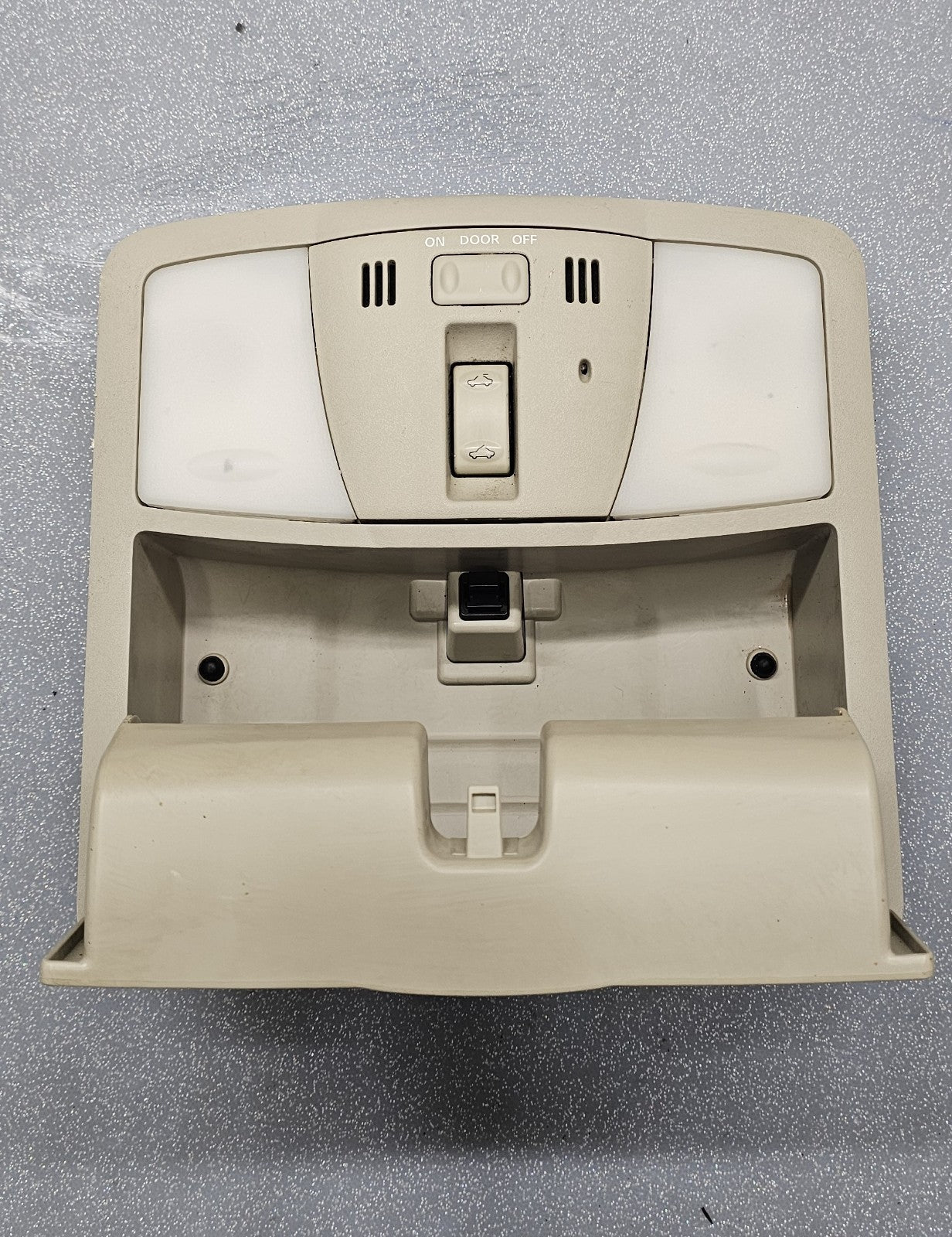 09-14 Maxima Murano Rogue Overhead Roof Console Storage Dome Map Light Lamp Tan
