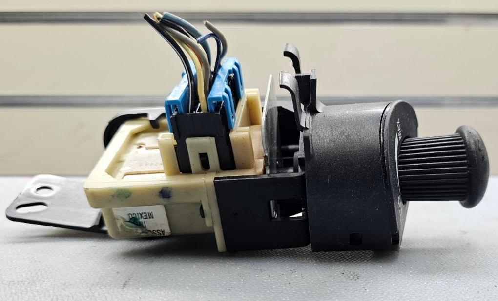 🔥97-05 Century Regal Headlight Head Light Lamp Control Switch Assembly Black